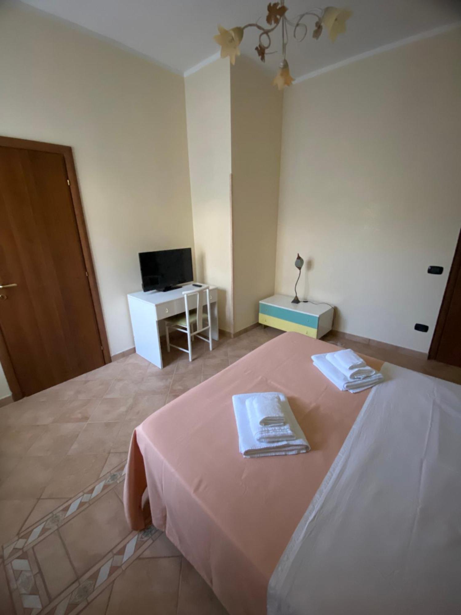 L'Albero Di Limoni Sul Mare Di Pizzo Villa Exterior foto